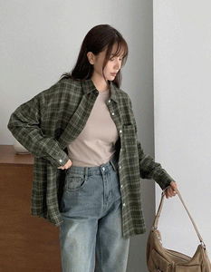 Yeori Check 7 Loose-fit Check Shirt