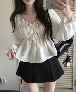 Nie Frill Blouse - 2 colors