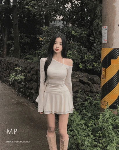 엠피 홀터 나시 원숄더 나팔소매 허리잘록 셔링 날라리 시스루 티셔츠 허리밴딩 2단캉캉 속바지 미니 스커트 쓰리피스 SET