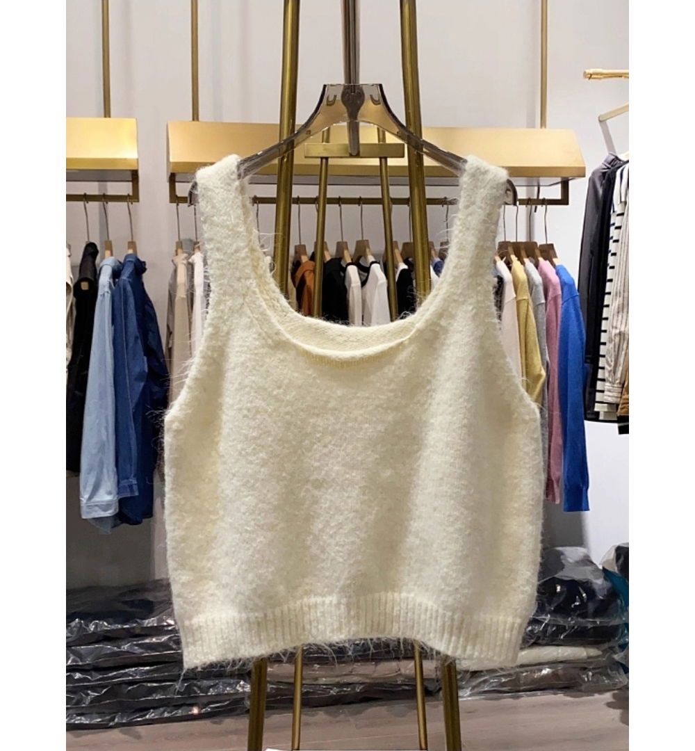 민소매 크림 색상 이미지-S1L15