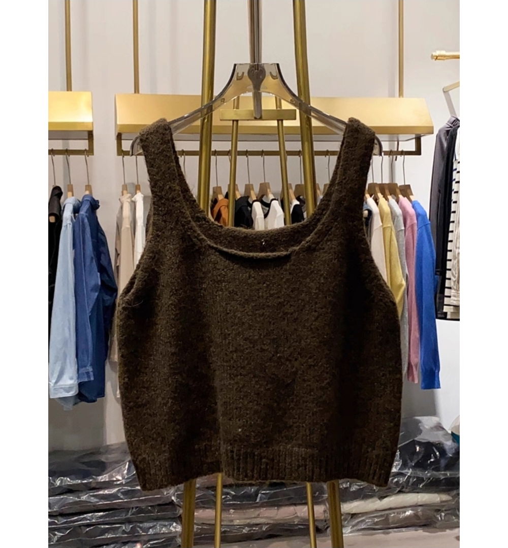 민소매 브라운 색상 이미지-S1L12