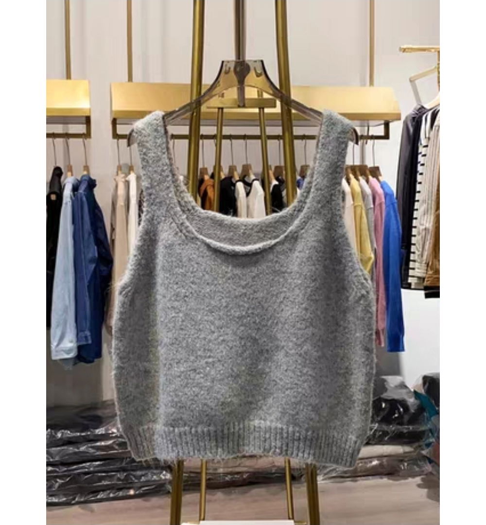 민소매 그레이 색상 이미지-S1L13