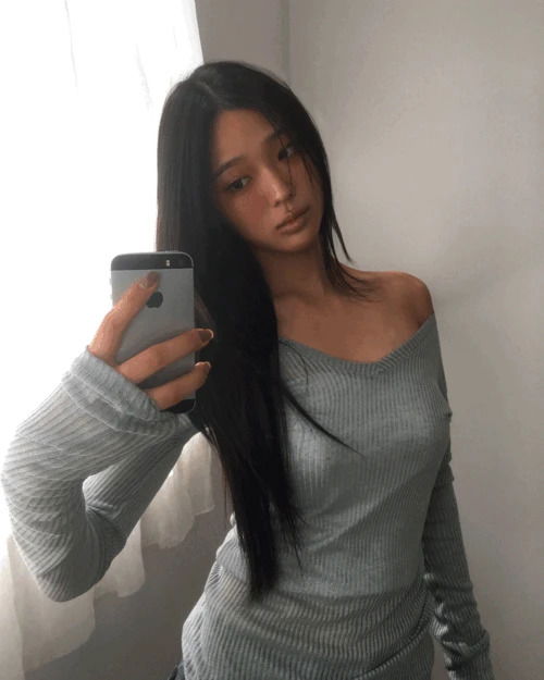 리느 골지 브이넥 시스루 긴팔 티셔츠