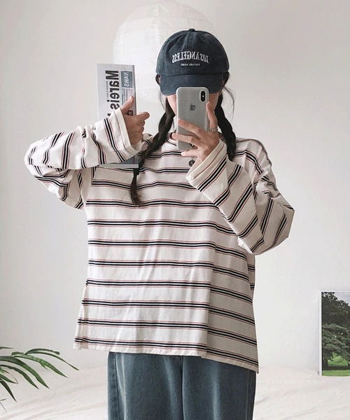 キルシンプルラウンド単ゲージオーバーフィット長袖Tシャツ