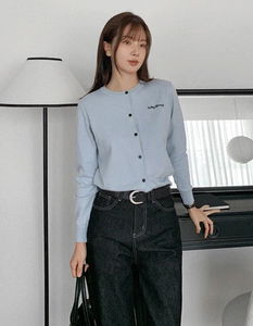 Berry Embroidery Round Knitwear Cardigan