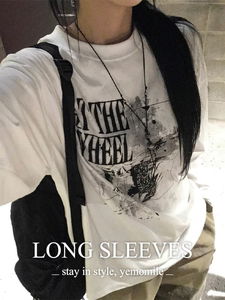 希臘風格印花圓領長袖T恤