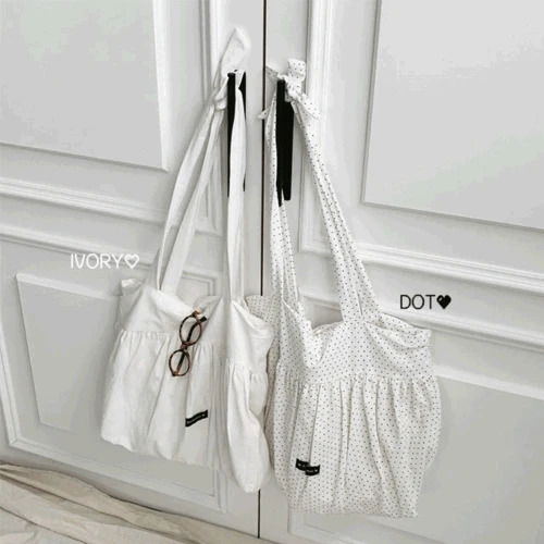 ショルダーバッグ