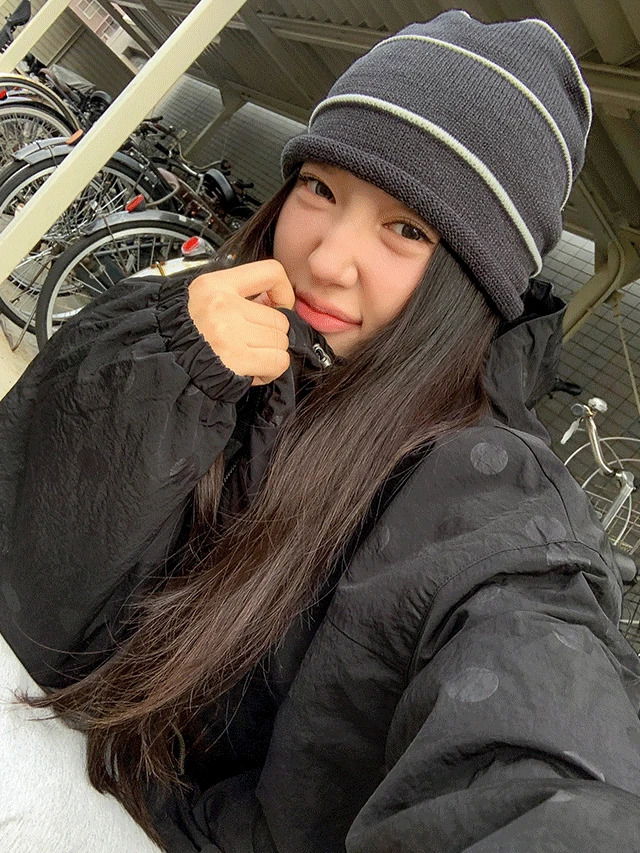 비니틴 스트라이프 니트 비니