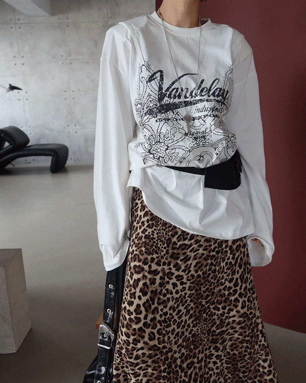 蕾絲造型印花長袖T恤