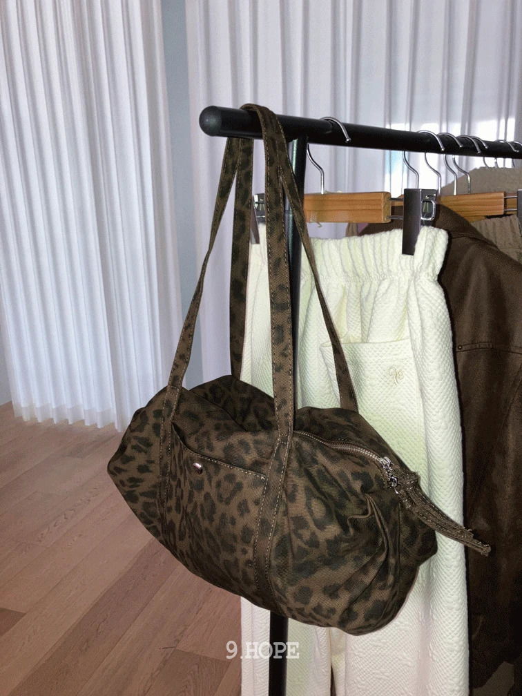 ショルダーバッグ