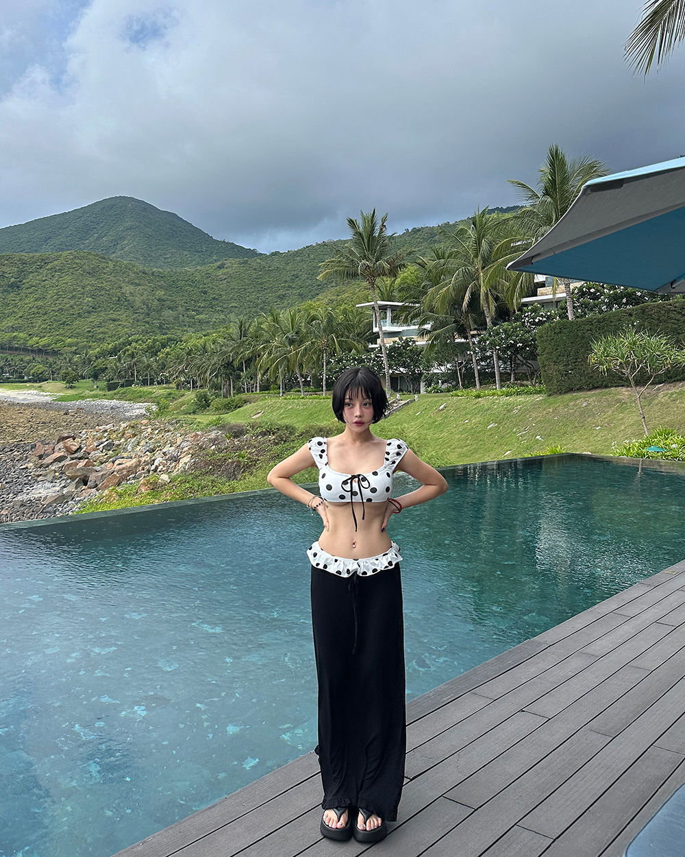 롱 스커트 모델 착용 이미지-S1L45