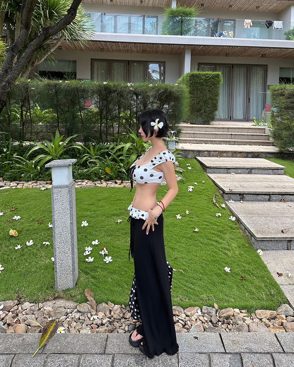 롱 스커트 모델 착용 이미지-S1L44