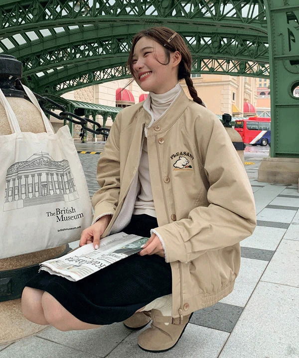 D62刺繍ポイントルーズフィットカジュアルジャンパー