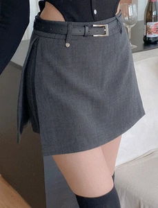 Symbol Yang Team Belt Skirt Pants