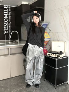 Tiny Layer Round T-Shirt