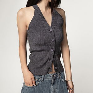 롤리즈 울 골지 버튼 홀터 니트 베스트 WOOL RIBBED BUTTON HALTER KNIT VEST