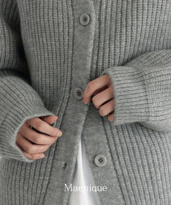 貝爾倫袖口拼接圓領長袖針織外套