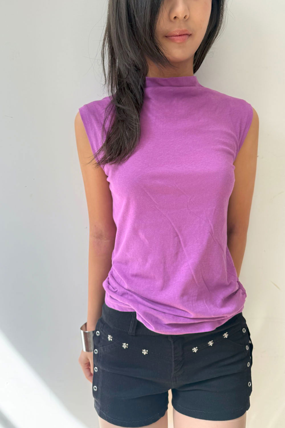 반바지 모델 착용 이미지-S1L9