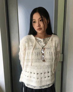 透膚簍空V領寬鬆針織上衣