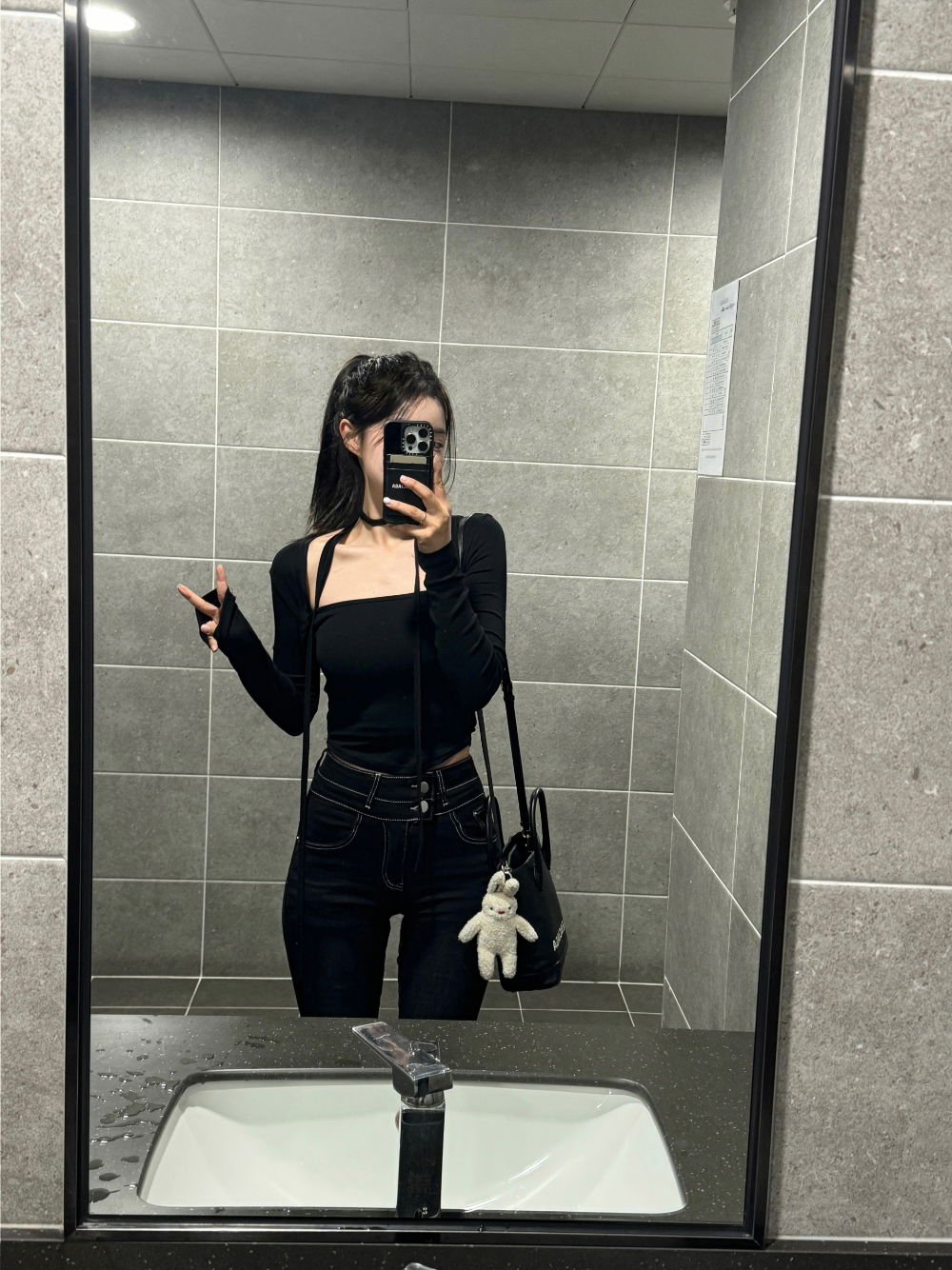 악세사리 모델 착용 이미지-S22L1