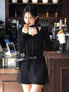 Bendy wool skirt pants