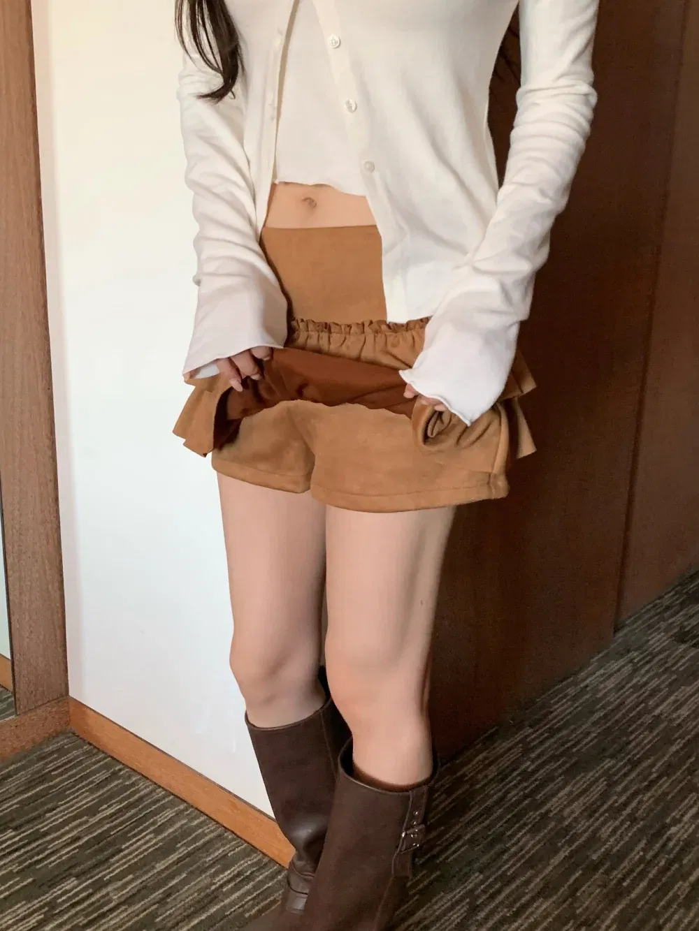 반바지 모델 착용 이미지-S1L73