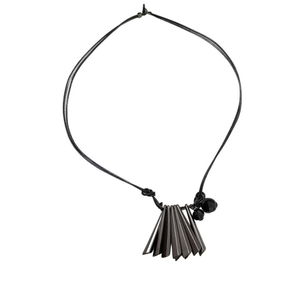 obsidian pleat necklace