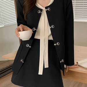 Classic Horsebit Round Neck Loose-fit Tweed Jacket 83892