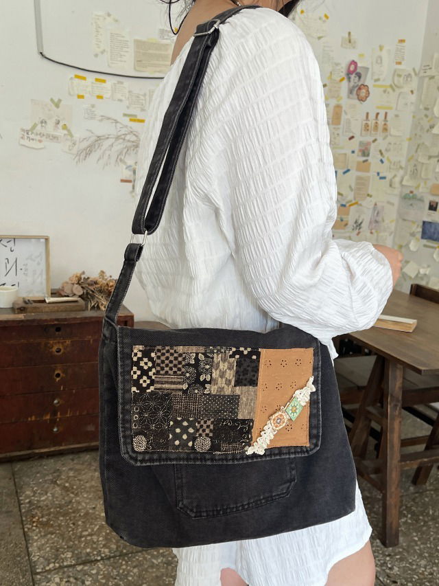 克里姆復古補丁丹寧斜背包