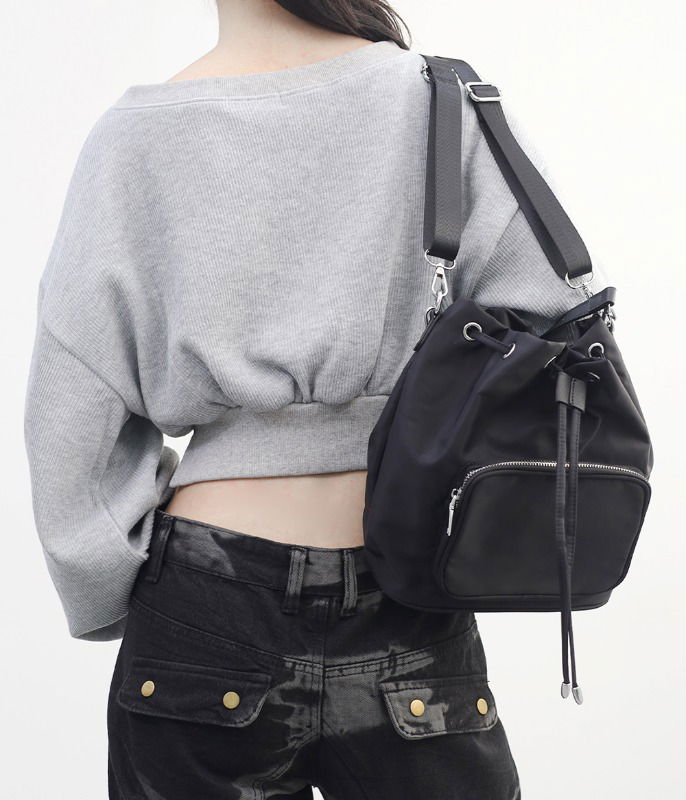 로스트 포켓 버킷 백팩