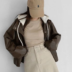 Two-tone hooded, loose-fitting leather jacket
