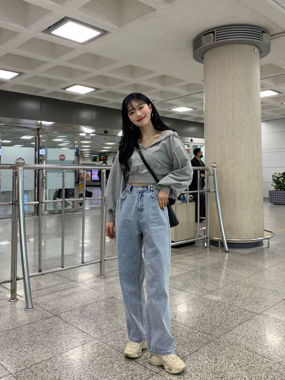 악세사리 모델 착용 이미지-S4L14