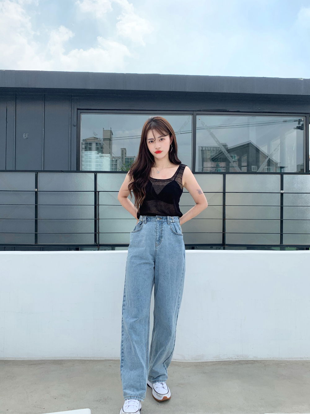 악세사리 모델 착용 이미지-S4L58