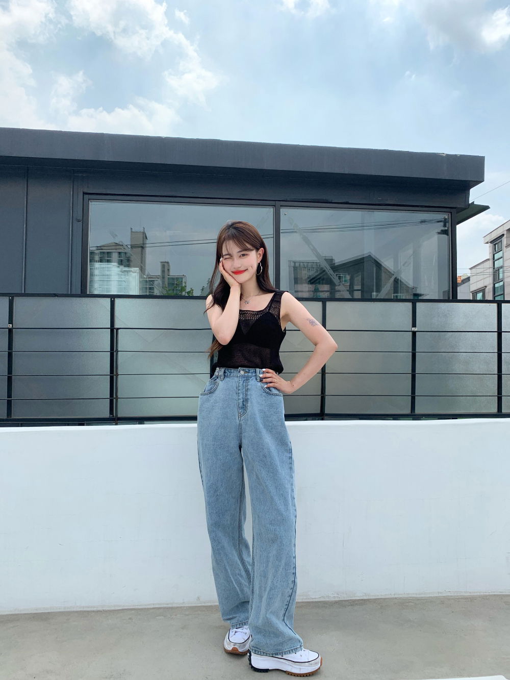 악세사리 모델 착용 이미지-S4L55