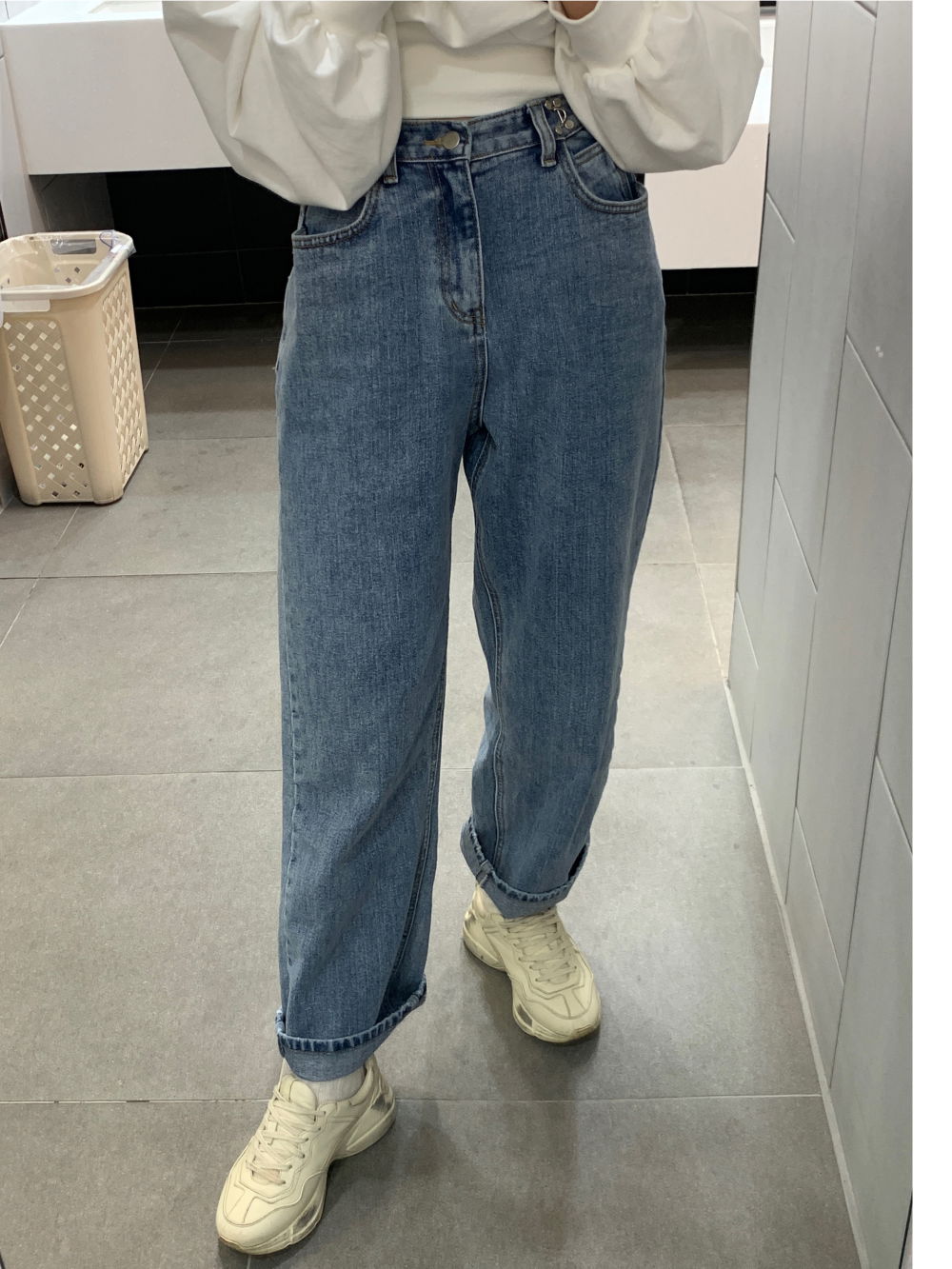 악세사리 모델 착용 이미지-S4L51