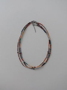 HIPPIE BEADS NECKLACE