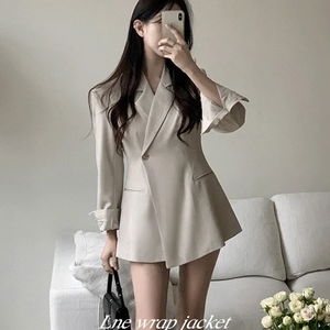 Sold Line Wrap Jacket