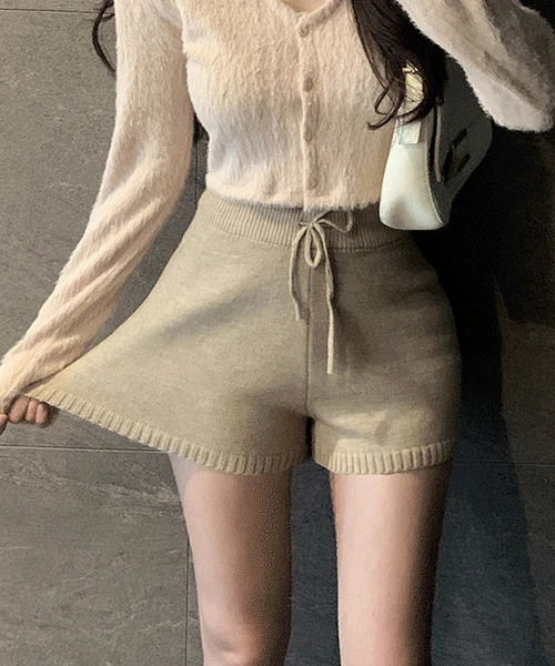 ショートパンツ