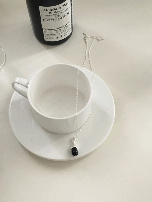 블랙 머쉬룸 롱네크리스