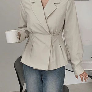 테르비티 테일러드 카라 맞주름 블라우스