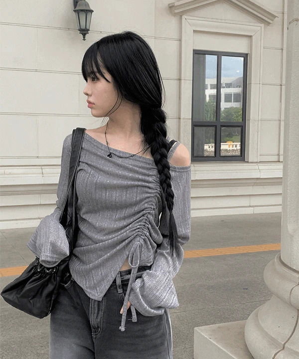 一字領綁帶壓褶長袖針織上衣