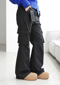 Divan Cargo Flared Pants