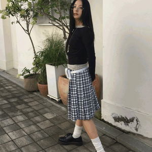 오울 체크 미디 스커트 (1color)