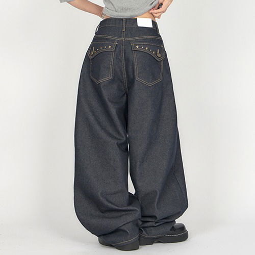 Back Pocket Stud Denim DE054