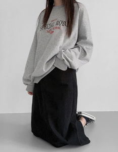 特殊皇家風格寬鬆刺繡圓領長袖上衣