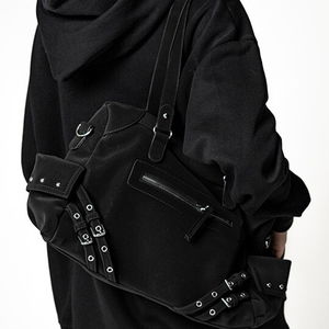 디절브 아일렛 벨트 레더 빅 숄더백 EYELET BELT LEATHER BIG SHOULDER BAG