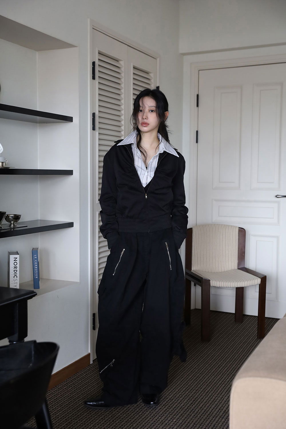 블레이저 모델 착용 이미지-S1L34