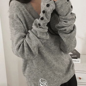 Anton Yerifit Basic Long Sleeve V- V-Neck Knitwear 