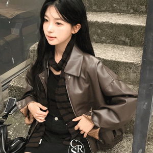 클로이 카라 레더 자켓