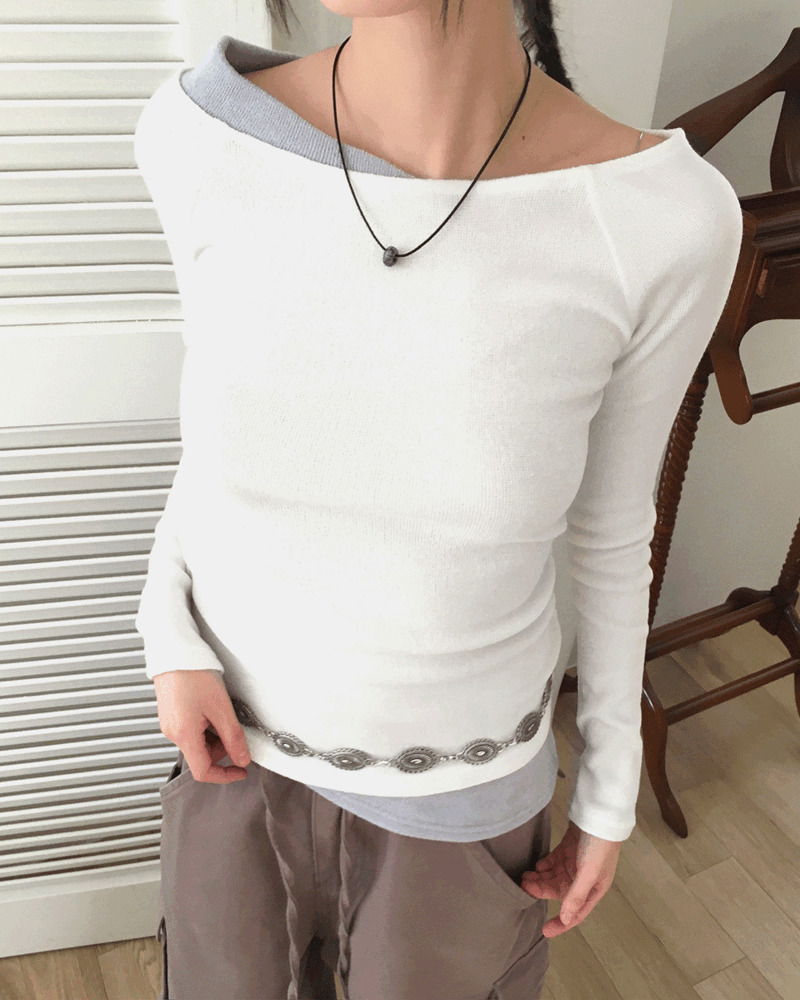 Chiss shirring layered diagonal off-shoulder long sleeve t-shirt
